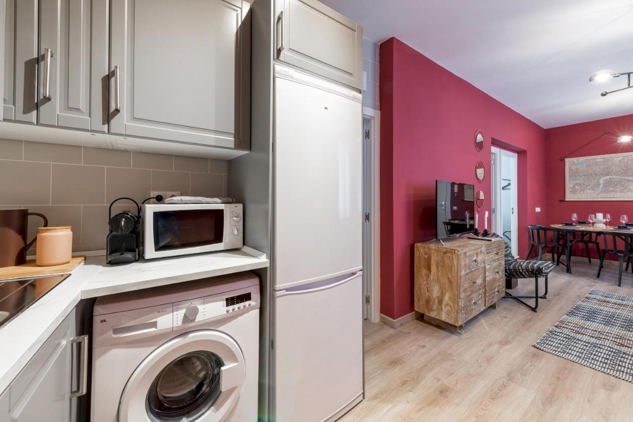 3 Bedrooms 1 Bathroom Furnished - Lavapies- Mintystay Madrid Exterior foto